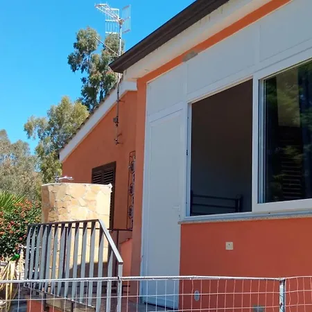 Apartment Sa Domu Nosta E Un Appartamento. Castiadas