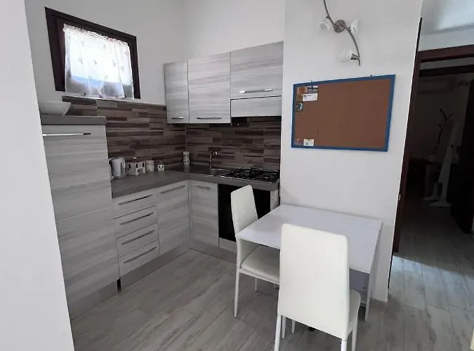 Sa Domu Nosta E Un Appartamento. *
